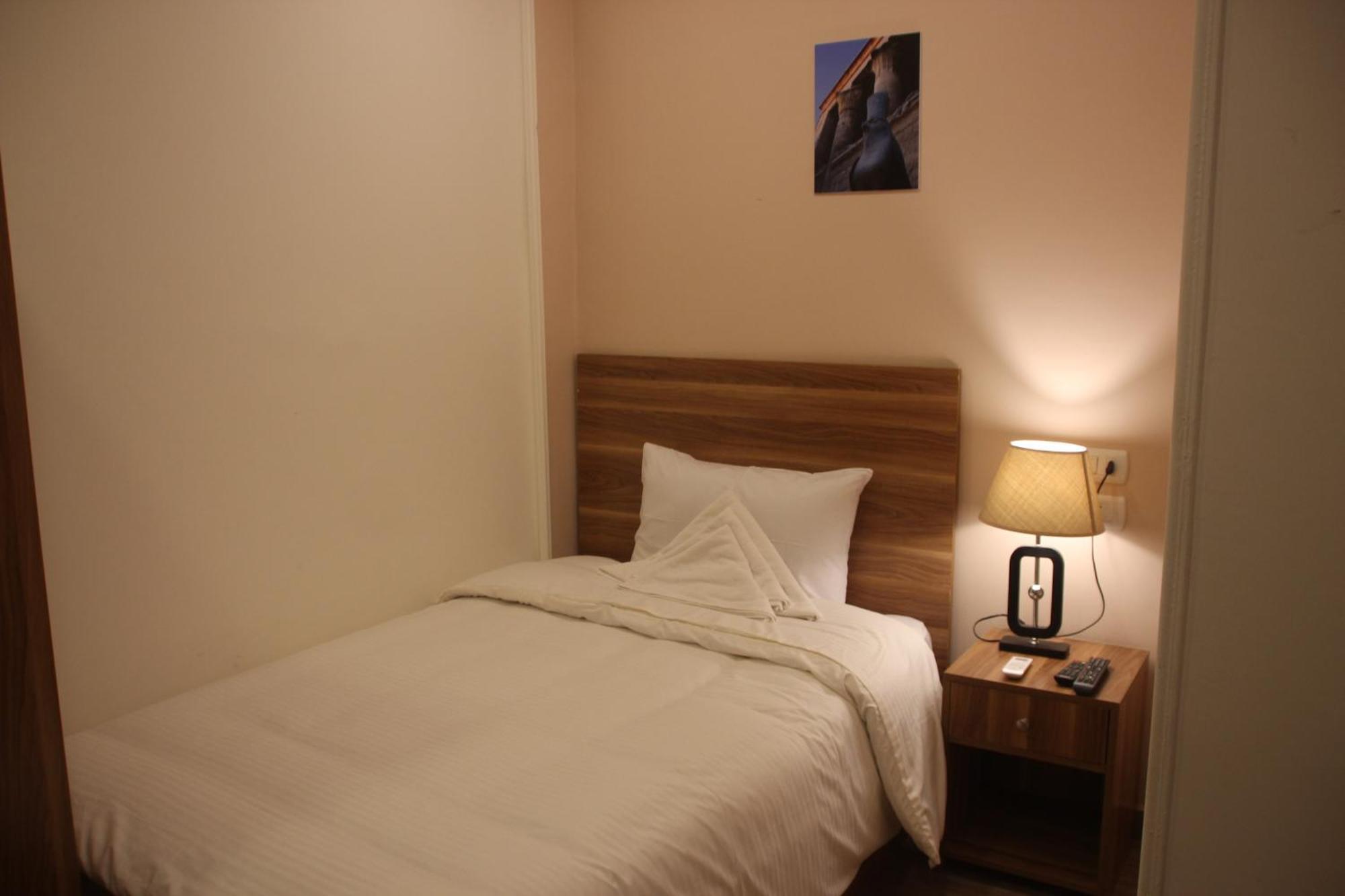 Farida Pyramids Boutique Hotel Kafret el-Gabal Eksteriør bilde