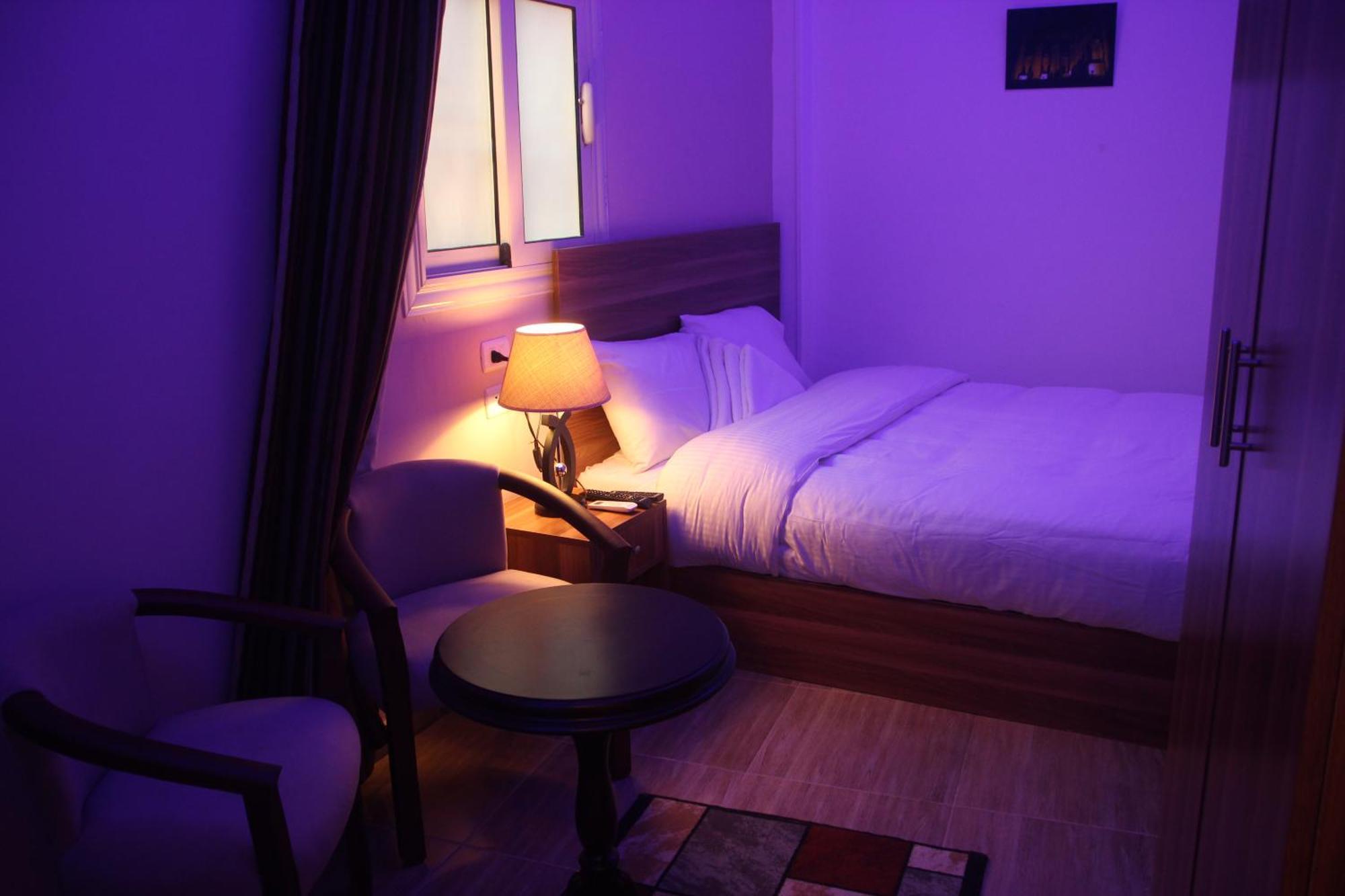 Farida Pyramids Boutique Hotel Kafret el-Gabal Eksteriør bilde