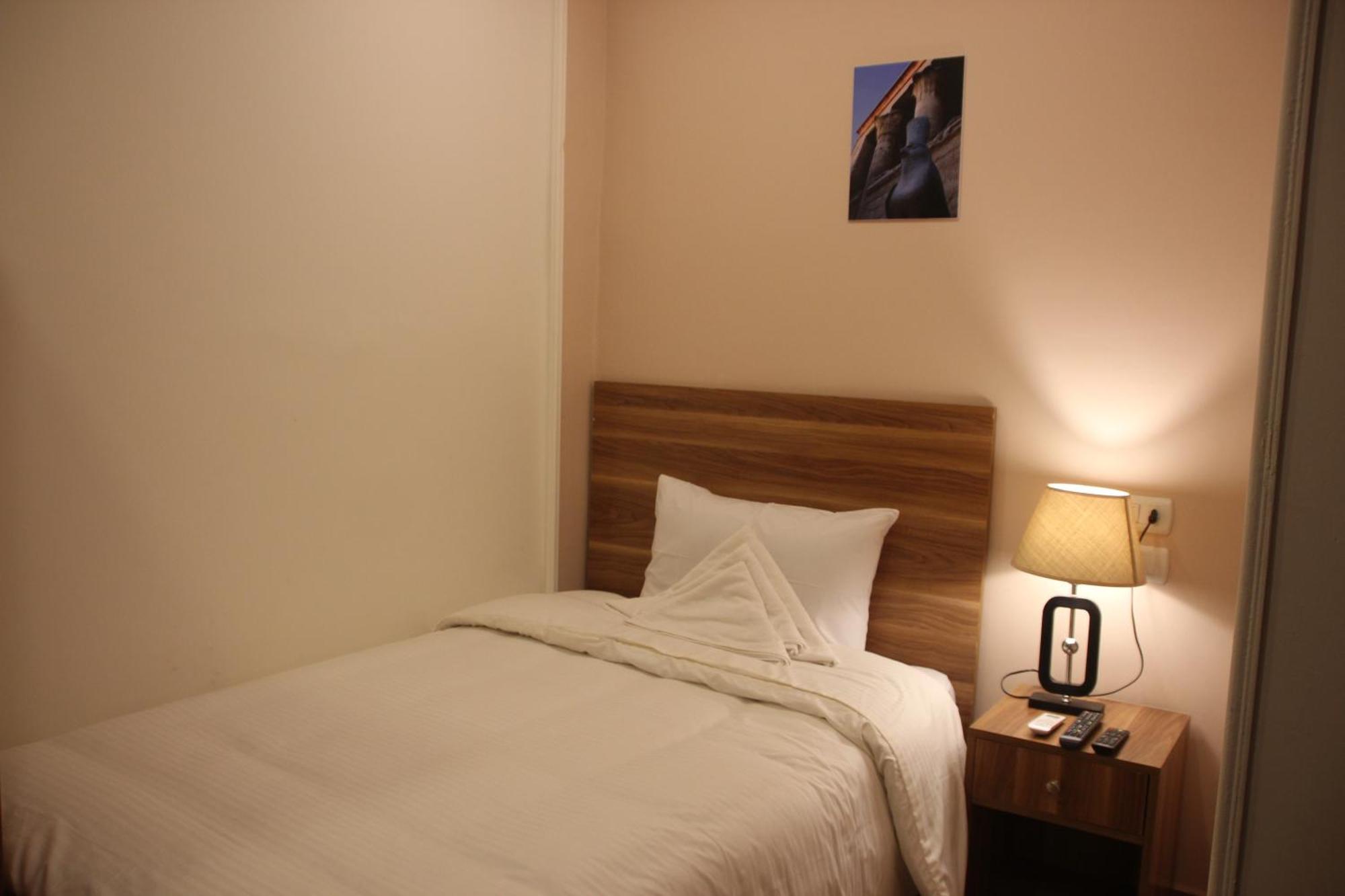 Farida Pyramids Boutique Hotel Kafret el-Gabal Eksteriør bilde